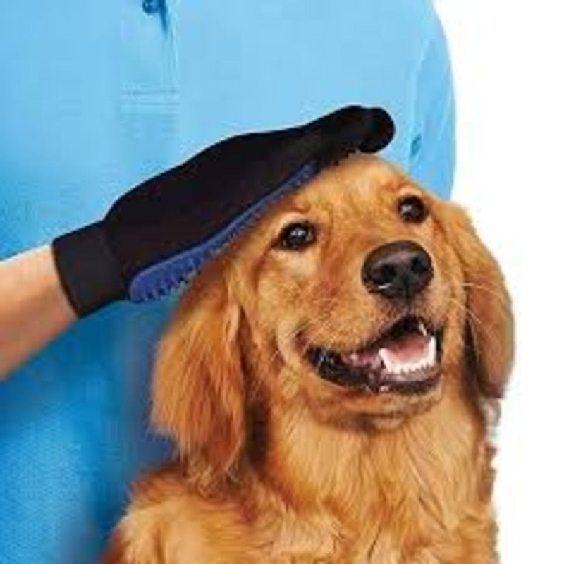 Trixie Fur Care Massage Pink  Gloves for Dogs